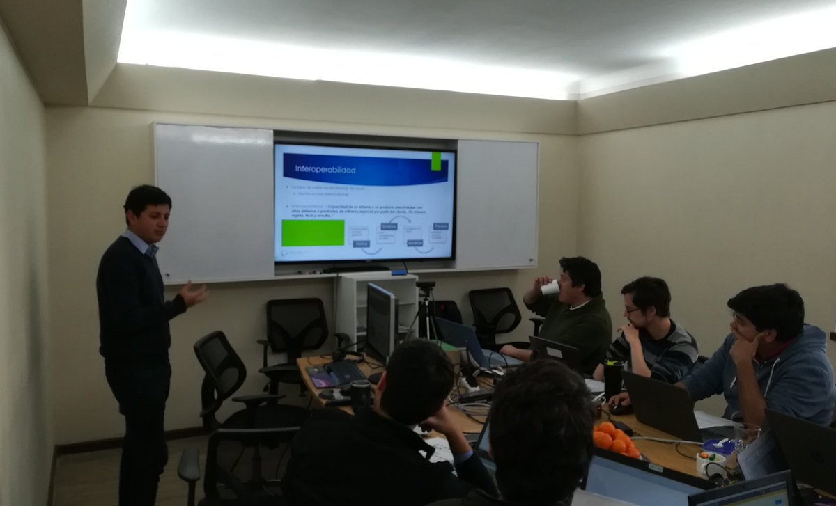 nhidalgos's tweet photo. En @SEISChile nos preparamos para el desafío de la Interoperabilidad en Salud
#techconnect #teamSEIS @CENSChile https://t.co/FQ0DmMm0z8