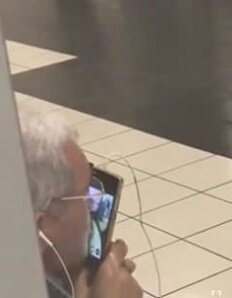 Usted, yo, vídeo-llamada tentadora, en un futuro, piénselo.