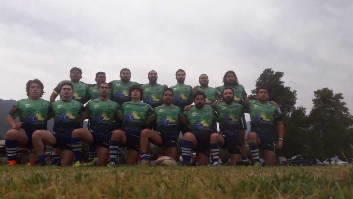 halconesrugby's tweet photo. Por primera vez en el torneo #arusa #halconesrc juega de local la semifinal #copadeplata1A este sábado a las 16:00 en el reducto de calle larga,enfrenta a los amigos de #Sanbartolorc de serena.toda la comunidad aconcaguina invitada,entrada liberada @PT_LosAndes #vamoshalcones💙💚 https://t.co/rVCLc8ZpZa