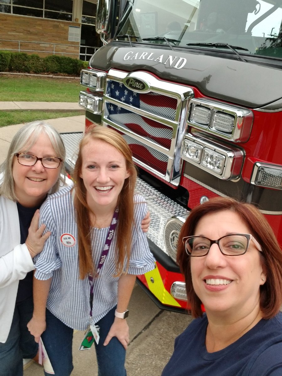 OHE PPCD teachers are enjoying the school carnival and the firetruck!!!#Risdconnects 
<a href="/ohemustangs/">Jen Wills</a> <a href="/rebeccaPPCD/">Rebecca Roth</a> <a href="/kmacsims/">Kathi Simmons</a>