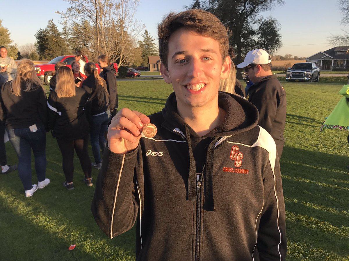 CometXC's tweet image. Mason Deeter is the boys qualifier in 14th place in a talented field at Manchester. This will be Mason’s second trip to the state meet! The boys have had a team or individual at the state meet 14 of the last 15 years. Congrats Mason!