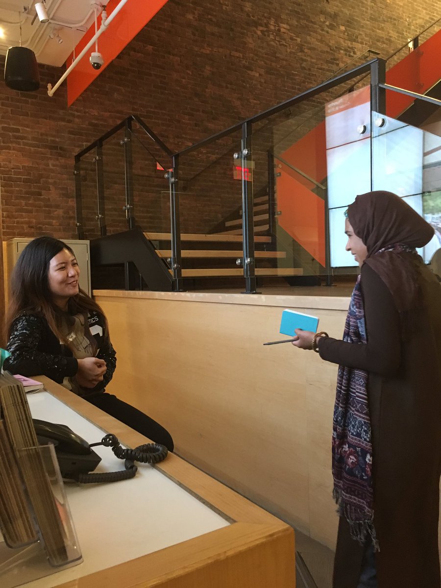 ywibTO's tweet photo. These group went from all raising their hands saying how they fear speaking to now: presenting their stories to other attendees. All in 30 minutes of expert teaching. #ywibto #leadership #success https://t.co/K7eYK7JtyR