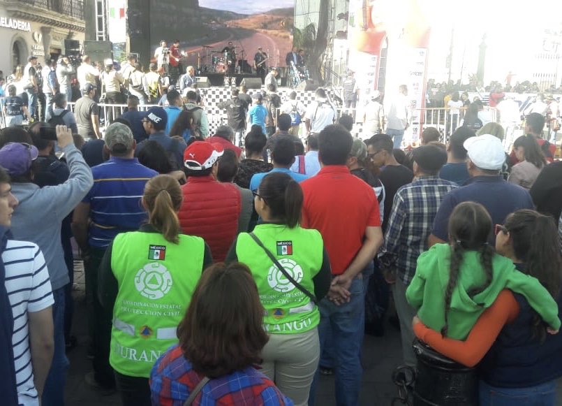 CEPCDurango's tweet photo. Afortunadamente informamos que este año durante la carrera @panaoficial se registró un saldo blanco en el estado de Durango. 
#TrabajamosPorTuSeguridad https://t.co/2xavgZC9Bh