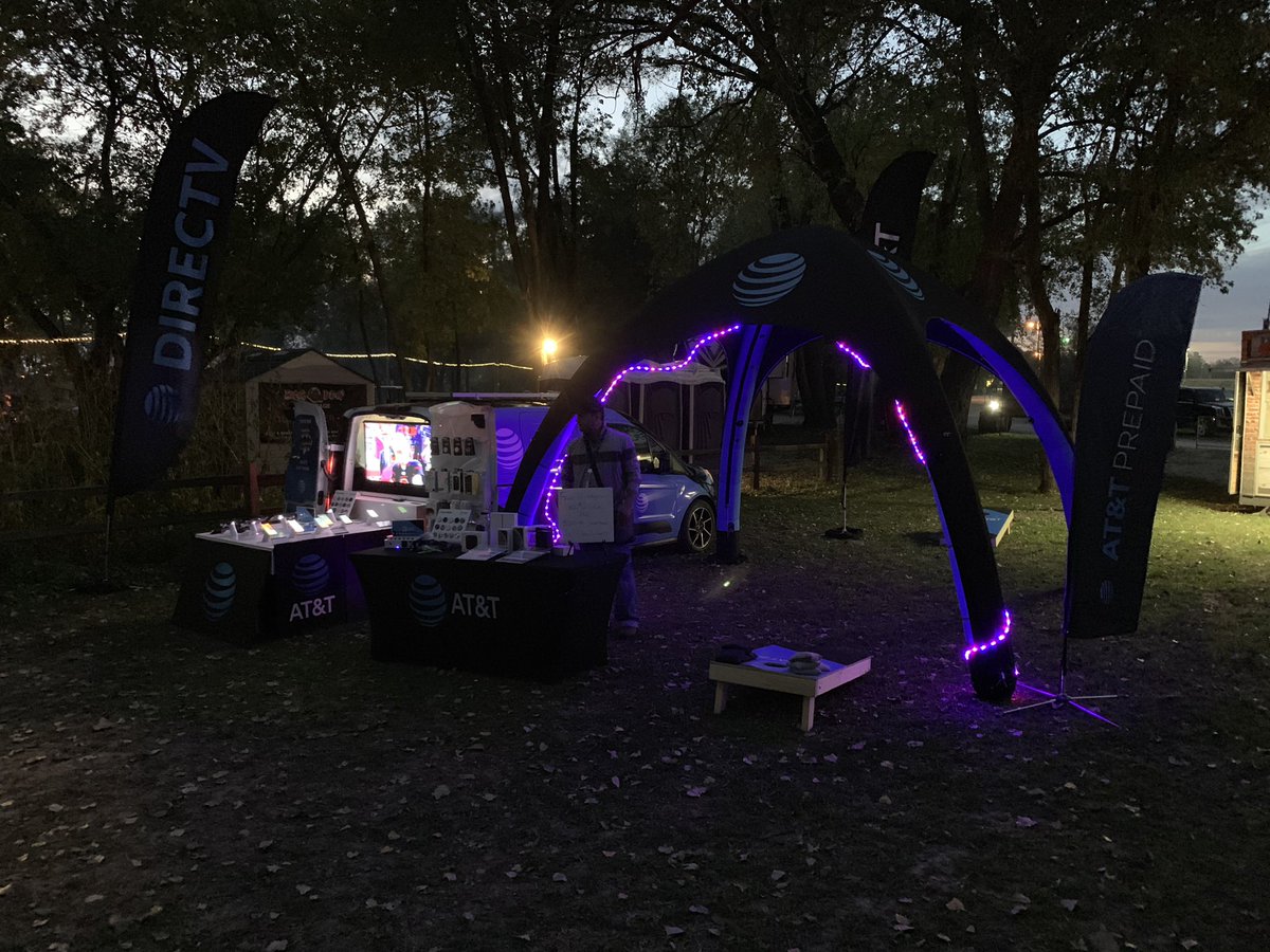 It’s a beautiful night out at #CampFear! Come see us for free all attraction passes! @ the Nightmare Theater #Mobile4TheWin #KingsOfTheNorth #NP4TheWin <a href="/BoldNorthMobile/">Bold North Mobile</a> <a href="/shawnglinski/">Shawn Glinski</a> <a href="/SamCoonMNP/">Sam Coon</a> @BrianWest_NP <a href="/bpeterson407/">Bryce Peterson</a> <a href="/TurnerKenney/">Kenney Turner</a>  <a href="/BoldNorthMobile/">Bold North Mobile</a> @acherub9 <a href="/ErickCworkwork/">ErickC</a>