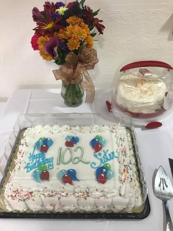 SistersNazareth's tweet photo. Happy 102nd Sister Alice Teresa! 🎉 https://t.co/fOZzgsB4lk