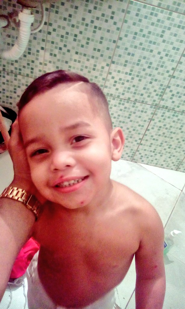 GabrielBit5's tweet photo. Agora n papai // agora vai 😍
#BitJr https://t.co/mwRuItYpZt