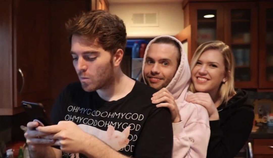 Ryland_Adams's tweet photo. lol maybe my favorite photo because it describes our dynamic perfectly https://t.co/wwvBG4wliq
