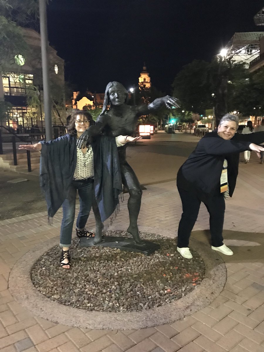 RodOfAllTrades's tweet photo. @AdvancedIntegr8 and @belindathegpcsi enjoying some of the art in #PhabulousPhoenix! #UserGroupsSummit https://t.co/W8I6QB4sxx