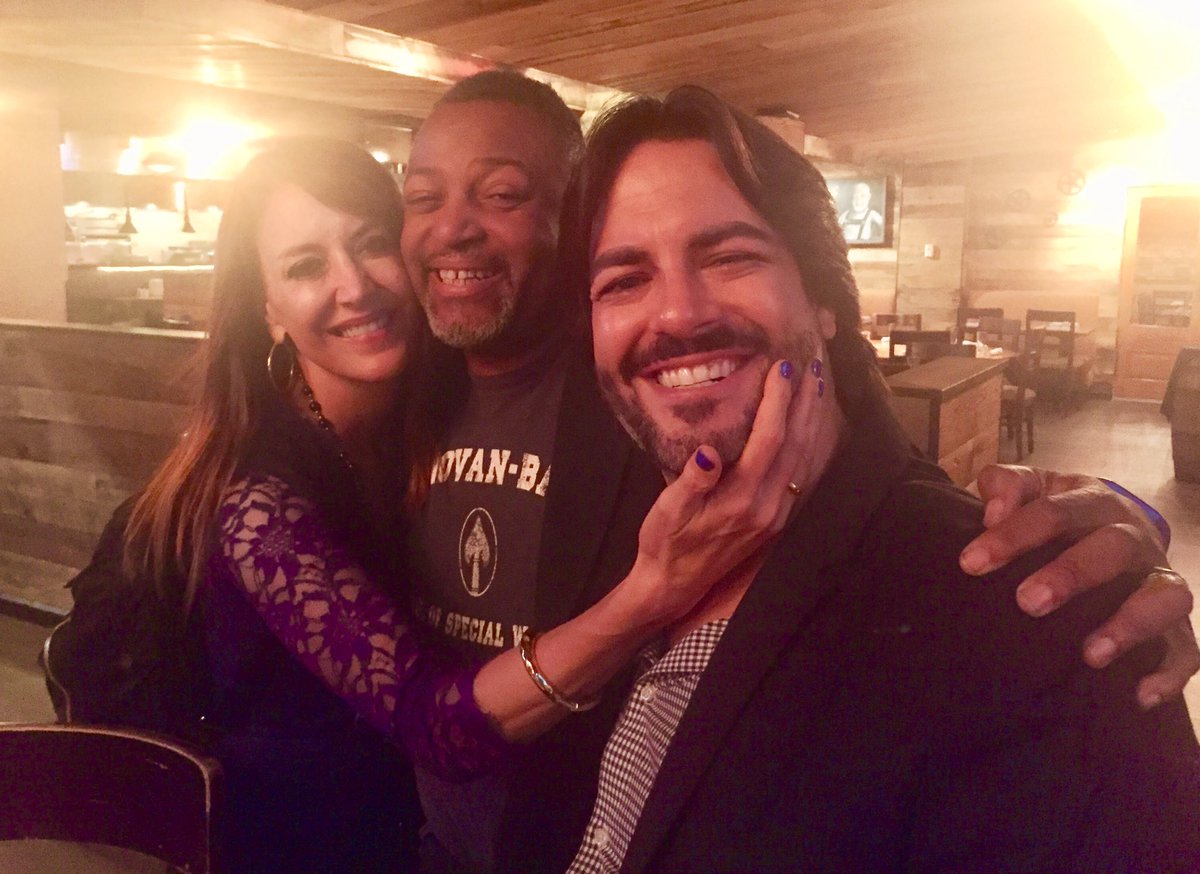 AmandiOnAir's tweet image. Catch me &amp;amp; @MalcolmNance this Friday morning 9amET/6amPT on @SIRIUSXM📻 w/&apos;Mama&apos; @StephMillerShow on why the #MarchToSaveDemocracy🇺🇸 represents an urgent mobilizing of patriots to GOTV for the #2018MidtermElections on @SXMProgress Ch.127 or LISTEN LIVE on stephaniemiller.com
