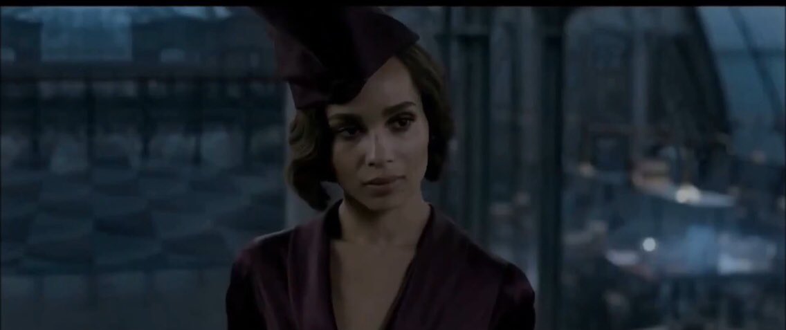 Зои кравиц лета лестрейндж. Лита лестрейндж фантастические твари. Беллатриса лестрейндж в фантастических тварях. Лита лестрейндж фантастические твари 2. Лета лестрейндж фантастические твари.