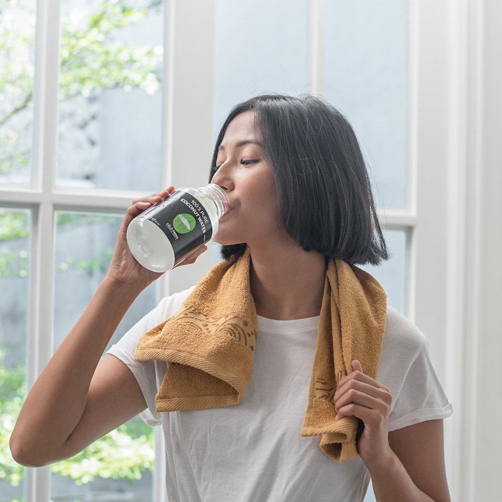 ColdPressID's tweet photo. Consume your daily coconut water to rehydrate you, right away!
#ColdPressID https://t.co/ArbQVnFWgu