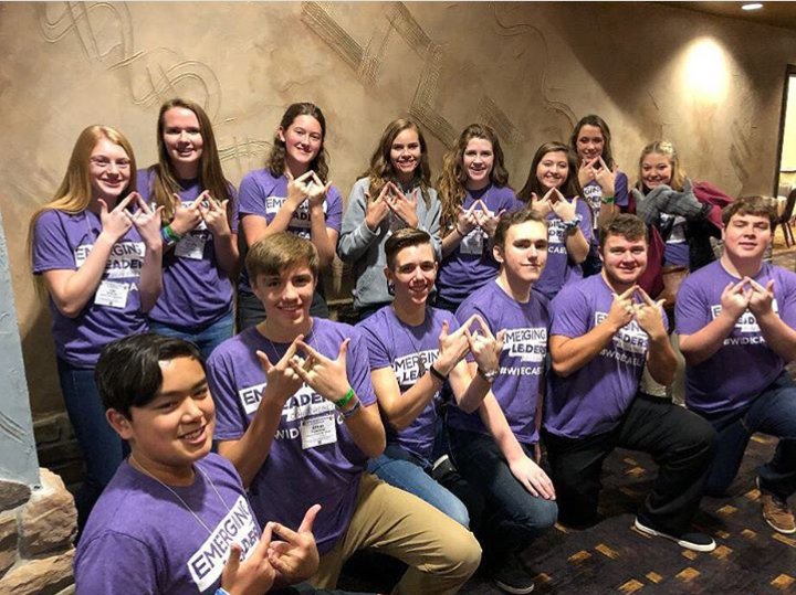 WI_DECA's tweet image. Who can believe #WIDECAELC is less than 2 weeks away? 🙌 In honor of this, today’s #TBT is of @mgdeca from ELC last year! 🔷 We can’t wait to see you all at the Kalahari in just a few short days!! 🎉🎉 #WIDECA