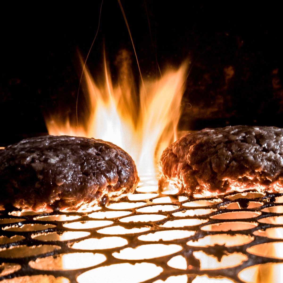 Rodwilis's tweet image. Vai um hambúrguer aí?
#minhafotocomzenfone #zenfone3