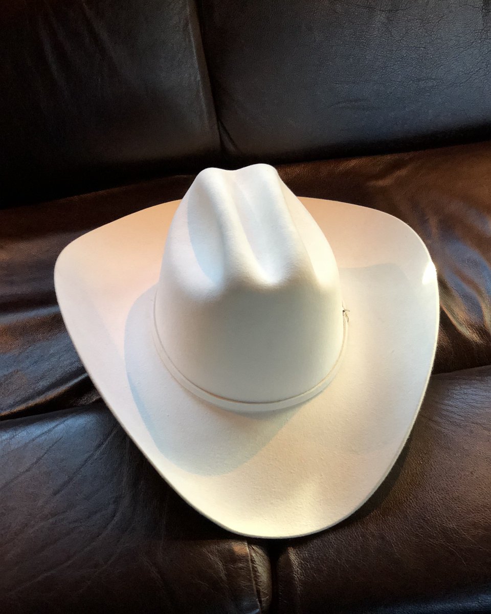 masonramsey's tweet image. Get you a man who can do both