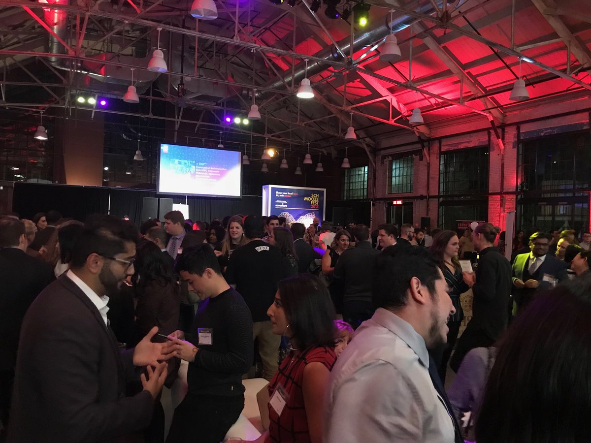 mertlkt2's tweet image. Great night #Smoozefest ⁦@UnitedWayOttawa⁩ meeting new people and seeing old friends!  #networkingisfun