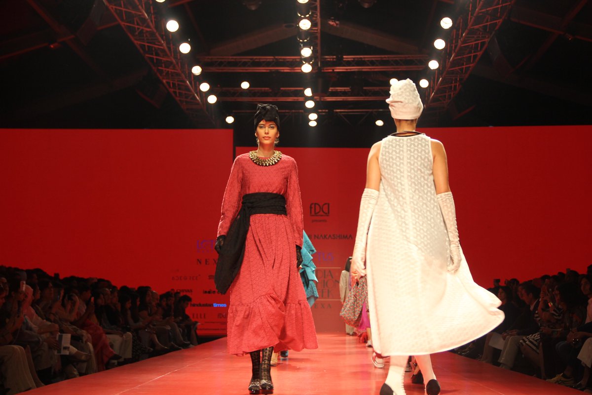MofaJapan_en's tweet photo. 【#JapanBrandProgram】
Atsushi Nakashima, Designer, visited Delhi from October 8 to 14, and held a fashion show, gave lectures, and received a media interview.
https://t.co/zx5GOfetBL https://t.co/94e19mX8RM