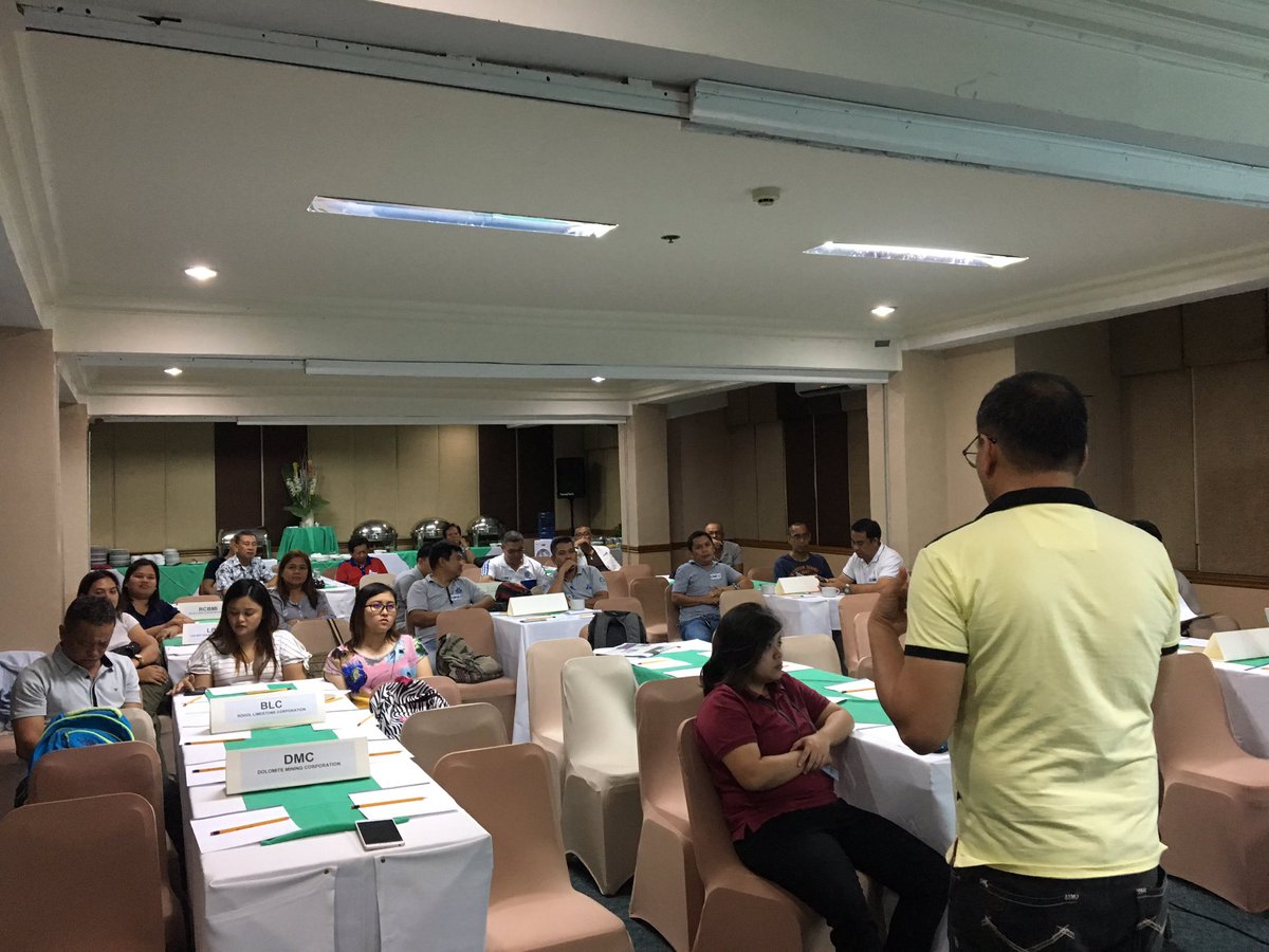 MinesGeo7's tweet photo. MGB-7 organize an Orientation-Seminar w/ all mining companies in CV to ensure compliance for tenements, safety, health, and social devt https://t.co/CQTneaVYi2