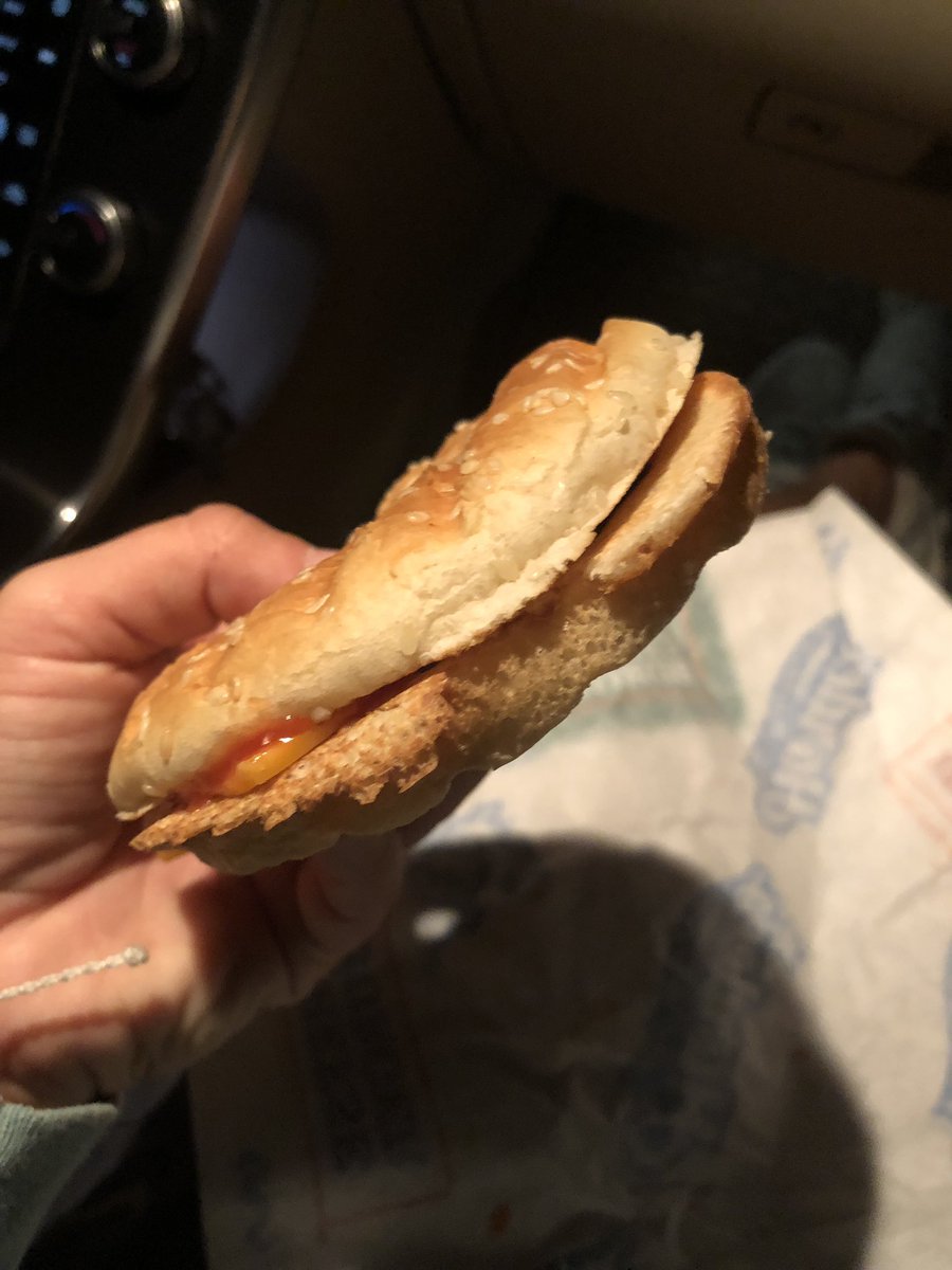 hancake8's tweet photo. When @Hardees gives you a cheeseburger with no meat, solid. I love cheese buns!! https://t.co/oGOigB1fkN