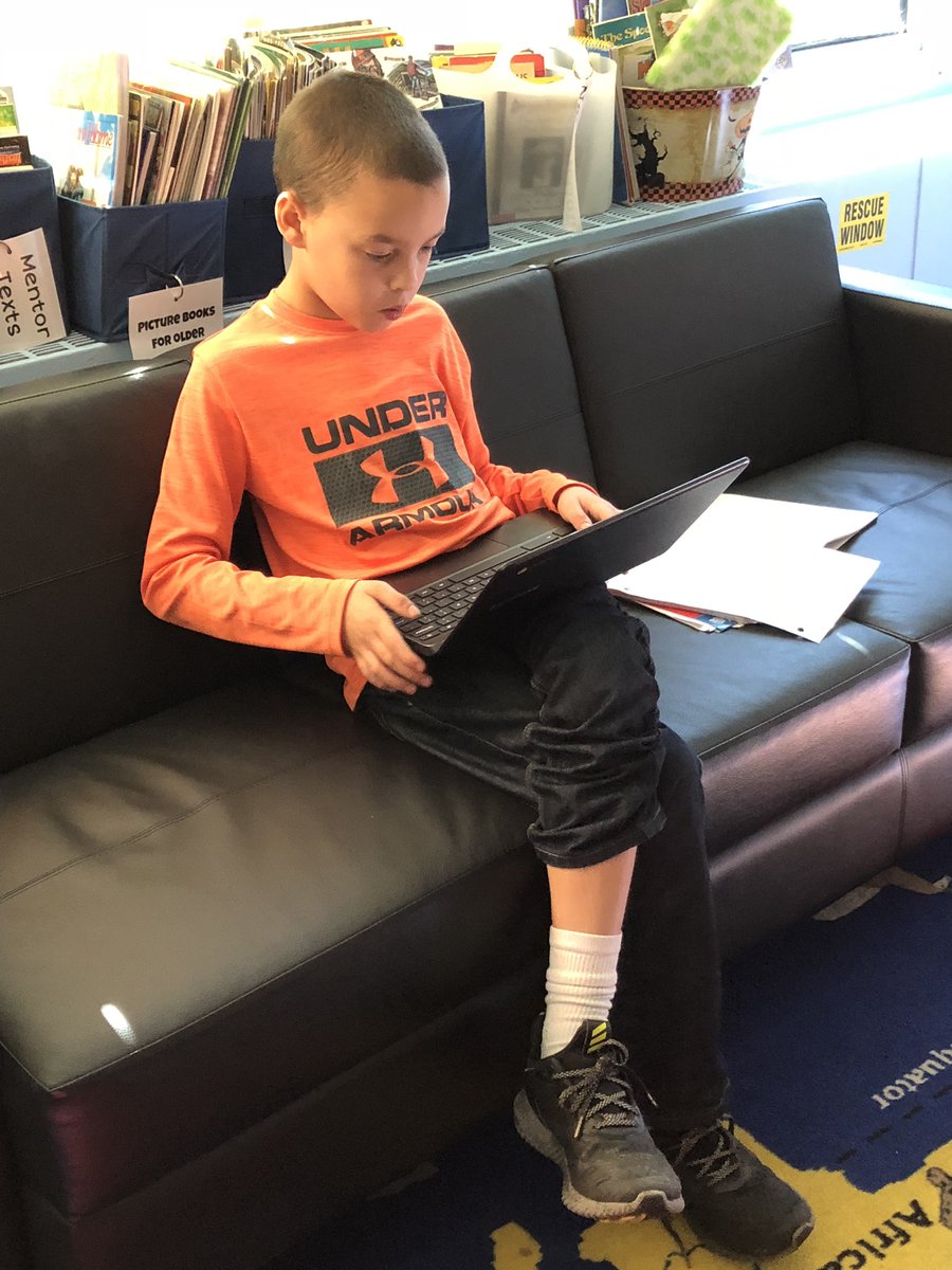 This kiddo looks comfortable while publishing his personal narrative! 👍🏻💻✨ #21stcenturyclassroom #personalnarrative #lucycalkins #hardworkpaysoff @NHovsepian5th @ViolaAchieves