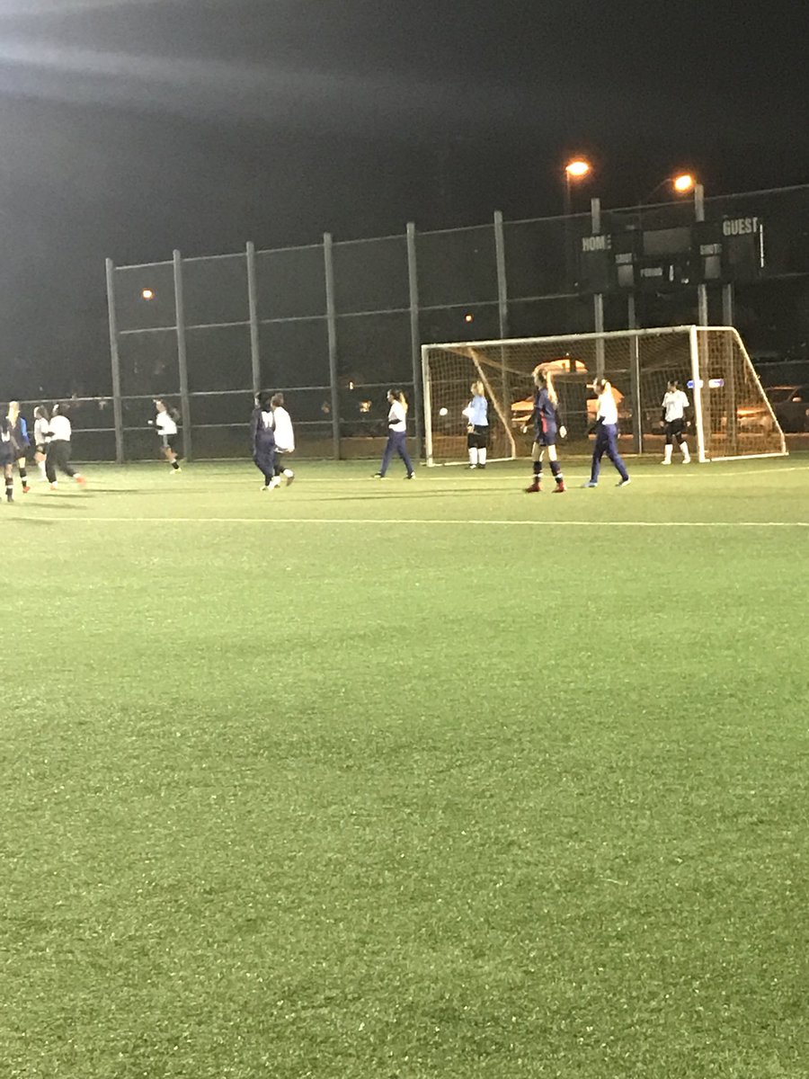 azevedo_helen's tweet photo. OK I’m gonna say the “F” word on this cool crisp evening....”Footy”!!
Great nite to be bundled up watching @vaughansoccercl U17Girls in action! #FforFOOTY #FforFUN😁❄️💨⚽️ https://t.co/2t5pDSGyGP
