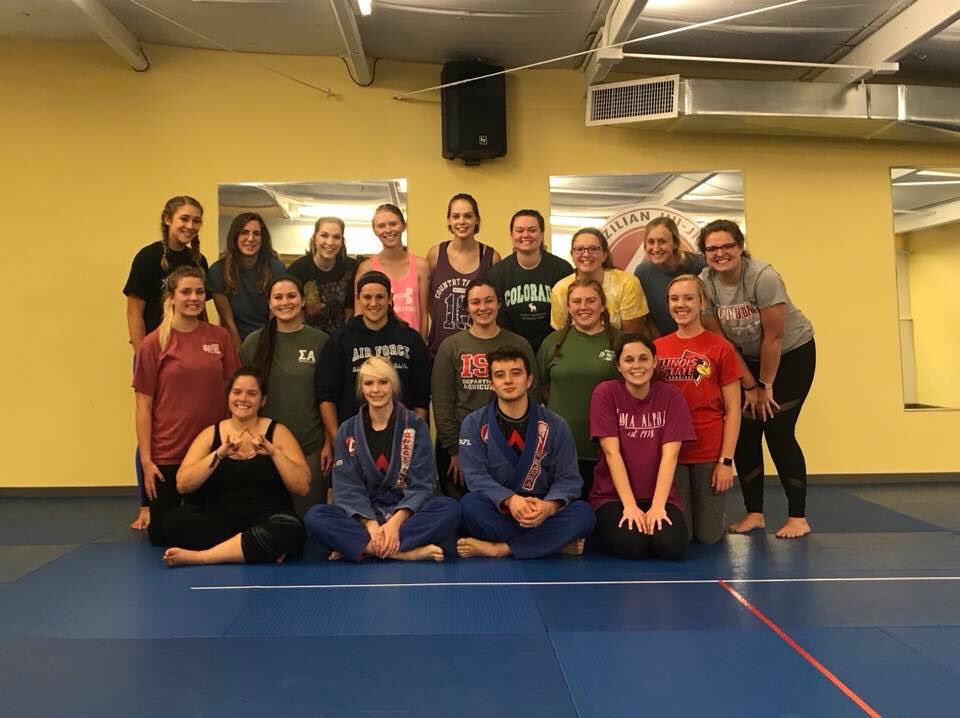 sigmaalpha_isu's tweet photo. Thank you to the people at Gracie Barra Bloomington for showing our ladies some self defense techniques, it was a great sisterhood! 🥊 https://t.co/d6EW8YPMka