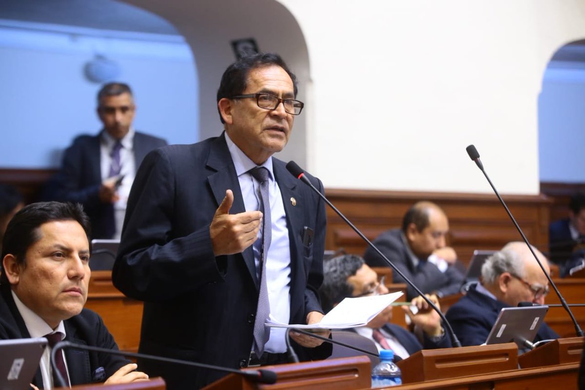 [AHORA] #Pleno continúa debate tras presentación del titular del <a href="/pcmperu/">Consejo de Ministros</a>, César Villanueva, y titular del <a href="/MinjusDH_Peru/">Ministerio de Justicia y Derechos Humanos</a>, Vicente Zeballos.
