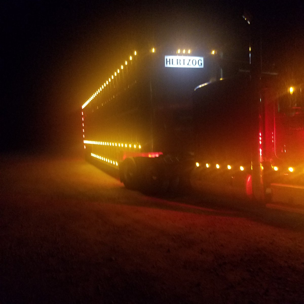 B_Hertz59's tweet image. #FallRun