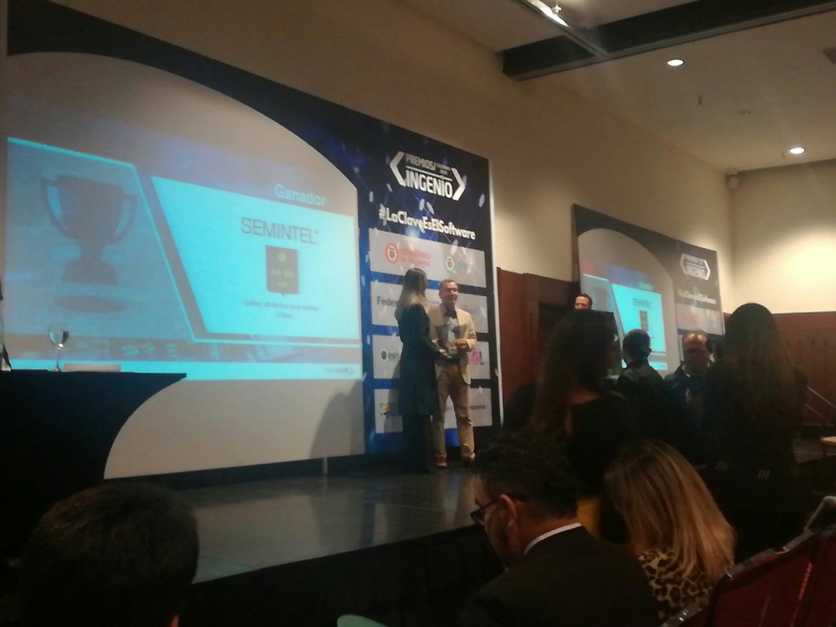 PremiosINGENIO's tweet photo. Y el Premio Especial al Mayor Impacto en los #PremiosINGENIO2018 es @Semintel1 y su proyecto para la Alcaldía de #Cartago 👍👍👍 https://t.co/J7OYeTHU8V