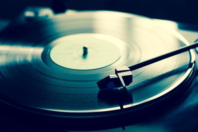softparempresas's tweet photo. Si quieres que tu mensaje llegue, tienes que sonar como un disco rayado https://t.co/pthrYAlvXP https://t.co/f0ijbW5dVB