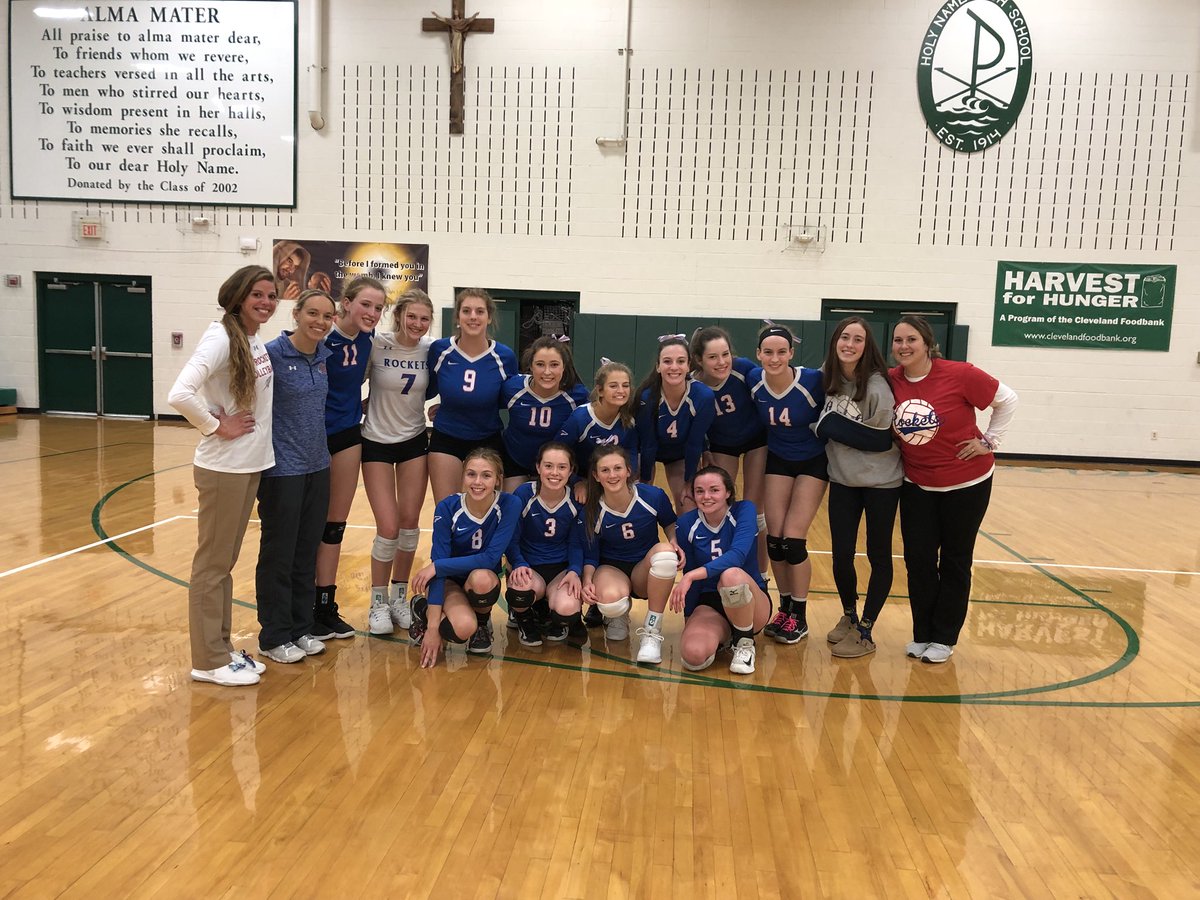 BHSCoachKMAC's tweet photo. Sectional Champs! https://t.co/xRuLdPJTFx