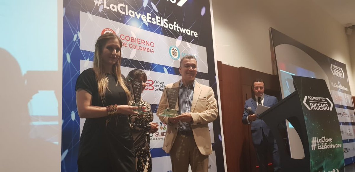Semintel1's tweet photo. Premios ingenio 2018, Ganadores Software de mayor impacto. #Mintic #Fedesoft #LaClaveEsElSoftware https://t.co/YpbOtEp6vW