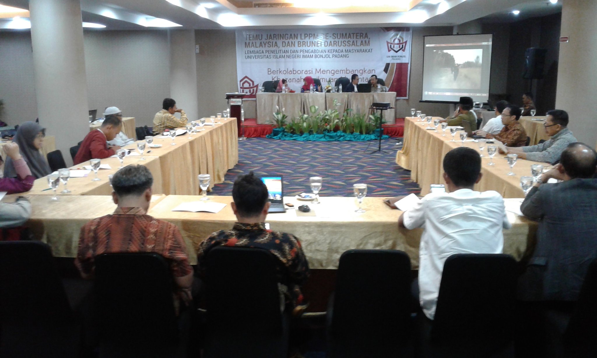 UIN Padang (@wartahumasIBP) / Twitter