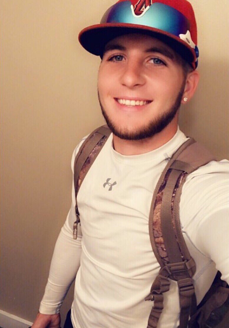al23_ball's tweet photo. It's a way of life ⚾️ https://t.co/kRYAMeXJ57