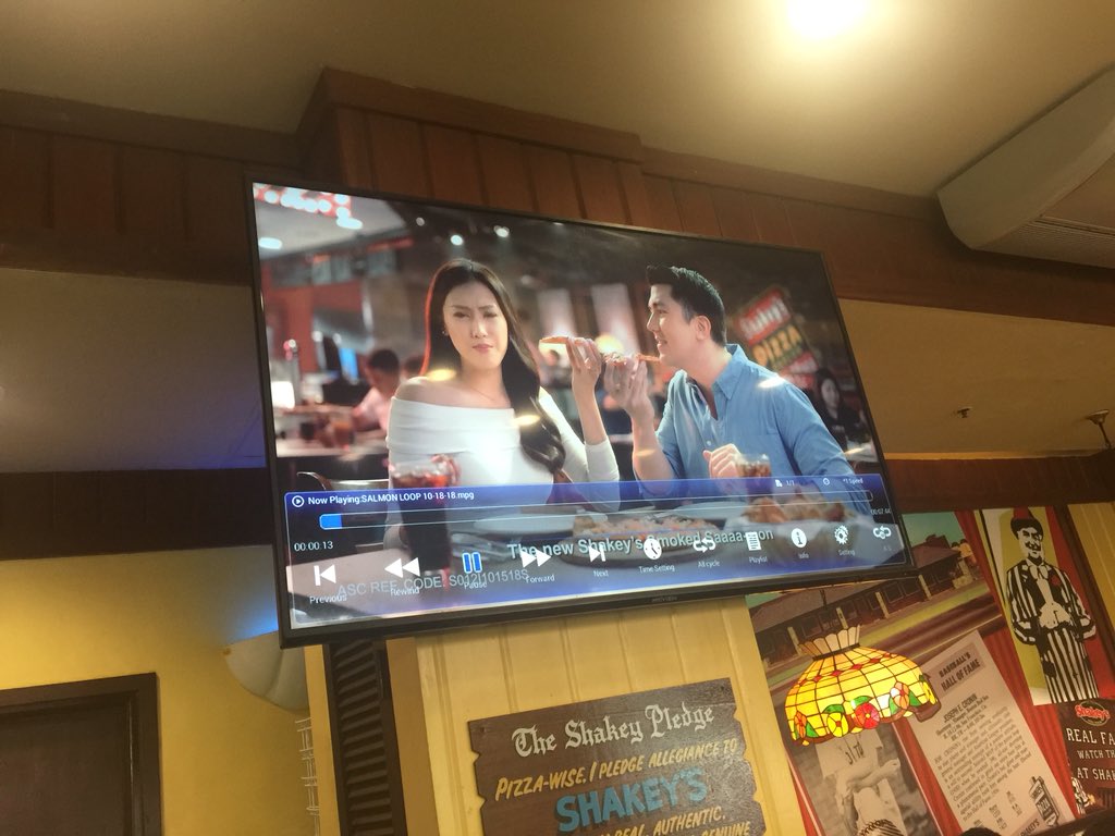 PopsterBCJ15's tweet photo. Nakakaaliw yung bagong tvc for @PHShakeys Smoked Salmon Pizza haha welcome to the Shakeys Fam
Miss @Mscathygonzaga ...friendship at barahan goal kayo ni @luckymanzano π
βπ»β€οΈ
#ShakeysPH
#SmokedSalmonPizza
#LetsSHAKEYS https://t.co/xgQpp1HCP1