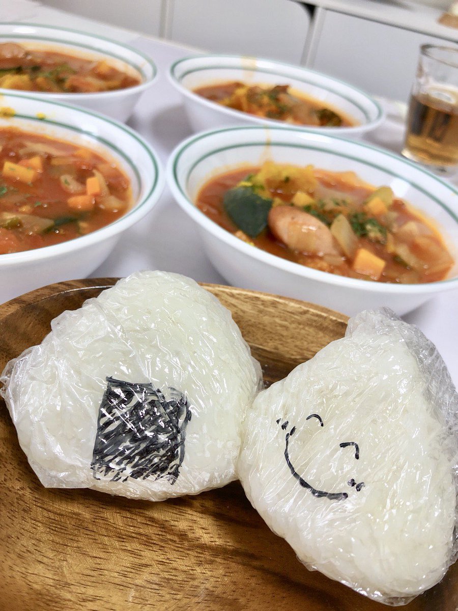 おにぎりアクション＆マフェ試作

おにぎりの写真1投稿につき企業からアフリカの子供達に給食5食分が寄付される期間です🍙

マフェは11月3～5日の文化祭で販売します！
１食につき20円寄付されるので食べに来てください！

次は東京外国語大学さんお願いします😊
#onigiriaction
#uaonigiri2018
#tftua