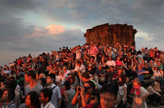 Vandeth19's tweet photo. Sunset Grand Angkor Tour(Code: PVT1)
Sunset at Pre Rup Temple in Grand Angkor Tour is very popular and you will visit Preah Kanh, Neak Pean, West Mebong, Royal Swimming Pool, Banteay Kdei and Ta Prom temples.
https://t.co/Hm9A4fXnHW https://t.co/BybwnTmITO