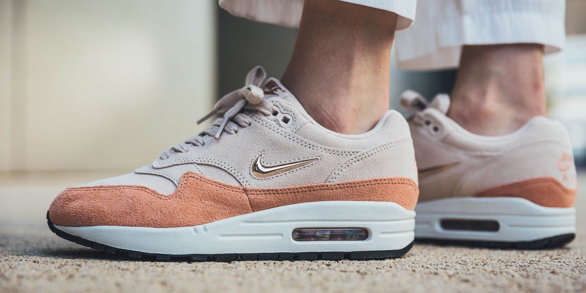 w nike air max 1 premium sc guava ice metallic red bronze