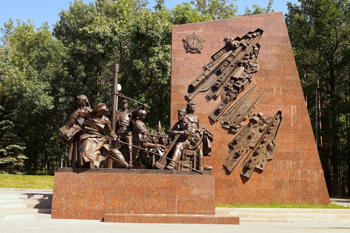 Памятник сво раф