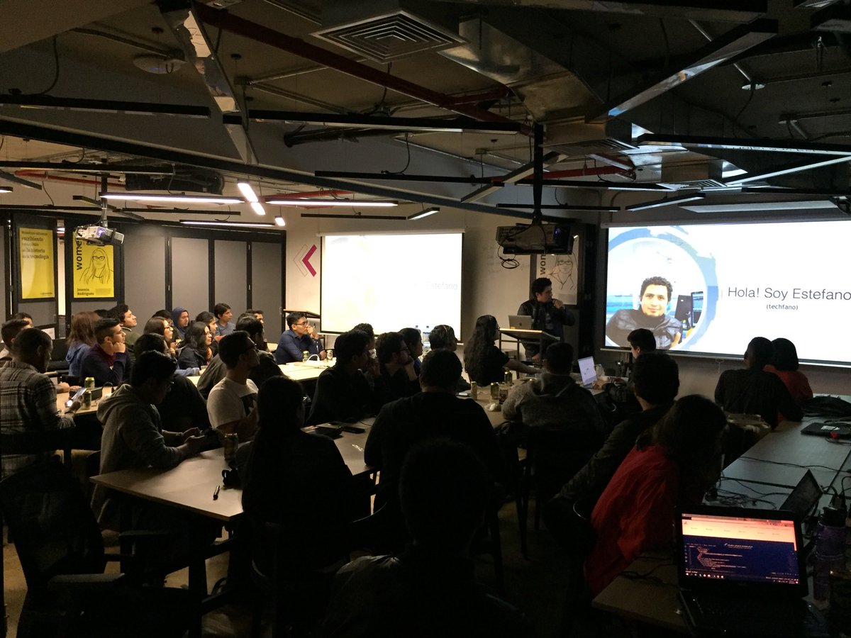 LimaJSorg's tweet image. . @techfano nos habla de #postcss y guías de estilo en #limajs