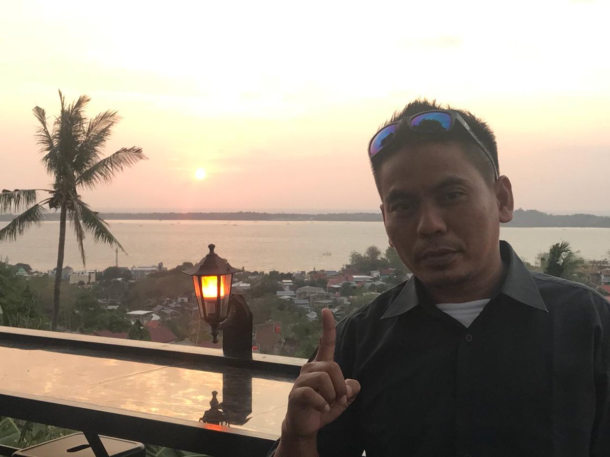 Hasri41334777's tweet photo. Gelar Teknologi Tepat Guna Nasional Ke-XX 
Garuda Wisnu Kencana Bali
19 Oktober 2018
Ayo Bangun Indonesia
#GelarTTG2018
@jokowi
@EkoSandjojo
@anwsanusi
@taufikmadjid71
@fachrilabalado
@TPPISULSEL
@TPPISIDRAP https://t.co/3McNjKw9x0