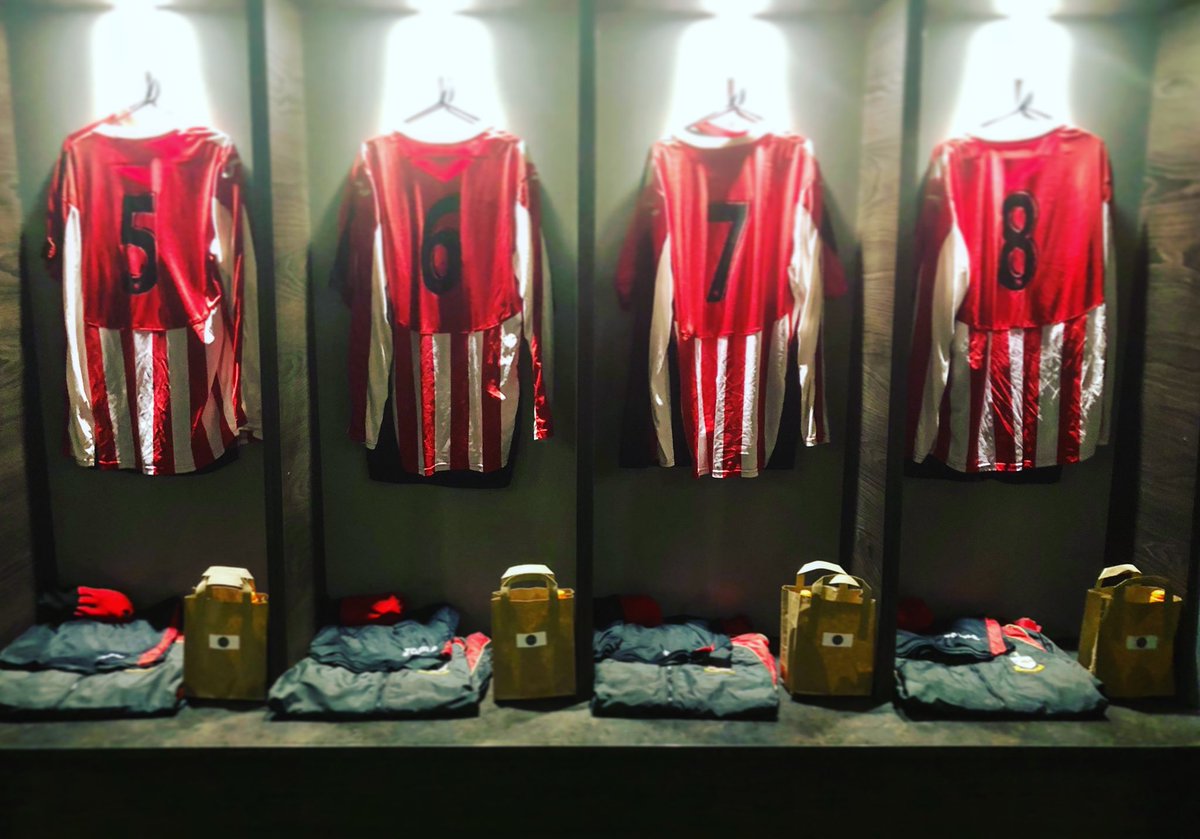 MatchdaySuppUK's tweet photo. Who’s looking forward to their weekend fixtures?! #MatchdaySupplies #Football #NonLeagueFootball #Advantage https://t.co/USVSxzYPlI