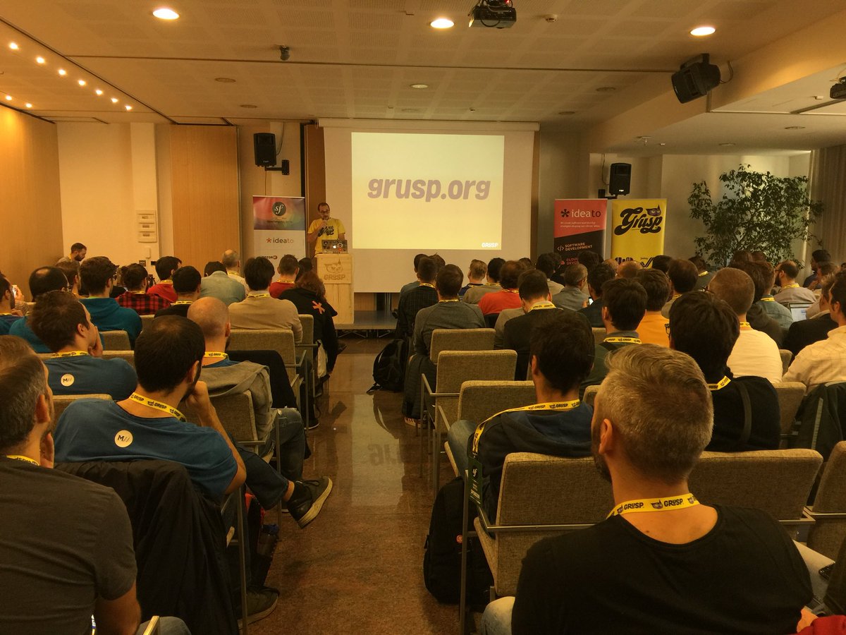 sfdayit's tweet image. Apriamo le danze con la presentazione del @grusp #symfonyday #symfonydayit