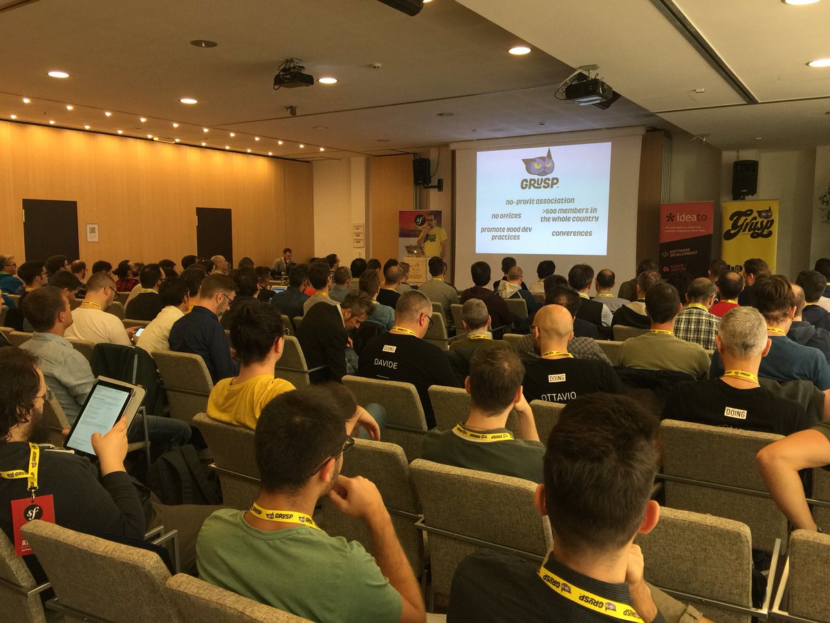 sfdayit's tweet image. Apriamo le danze con la presentazione del @grusp #symfonyday #symfonydayit