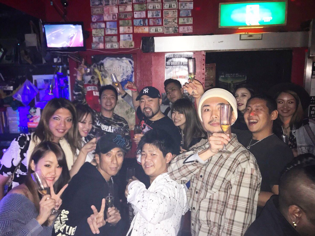 #squad 🥂ARIGATO!! #プレサー

<a href="/Djdaiesprit/">DJDAI</a> @dj_nagisa <a href="/djkasumi_h/">KASUMI</a> <a href="/kakutatomoharu/">角田友治DJTOMOHARU0705</a> <a href="/taisuke1984/">DJ TAISUKE(CLUB VIZEL)</a> <a href="/DJ_Shin_G/">しんじ</a> <a href="/djyu_to/">DJ Yu-to</a> @DJFumiT <a href="/DJ_Rinapuh/">R</a> and <a href="/djyazjapan/">DJ YAZ</a> 
画面いっぱいDJ
