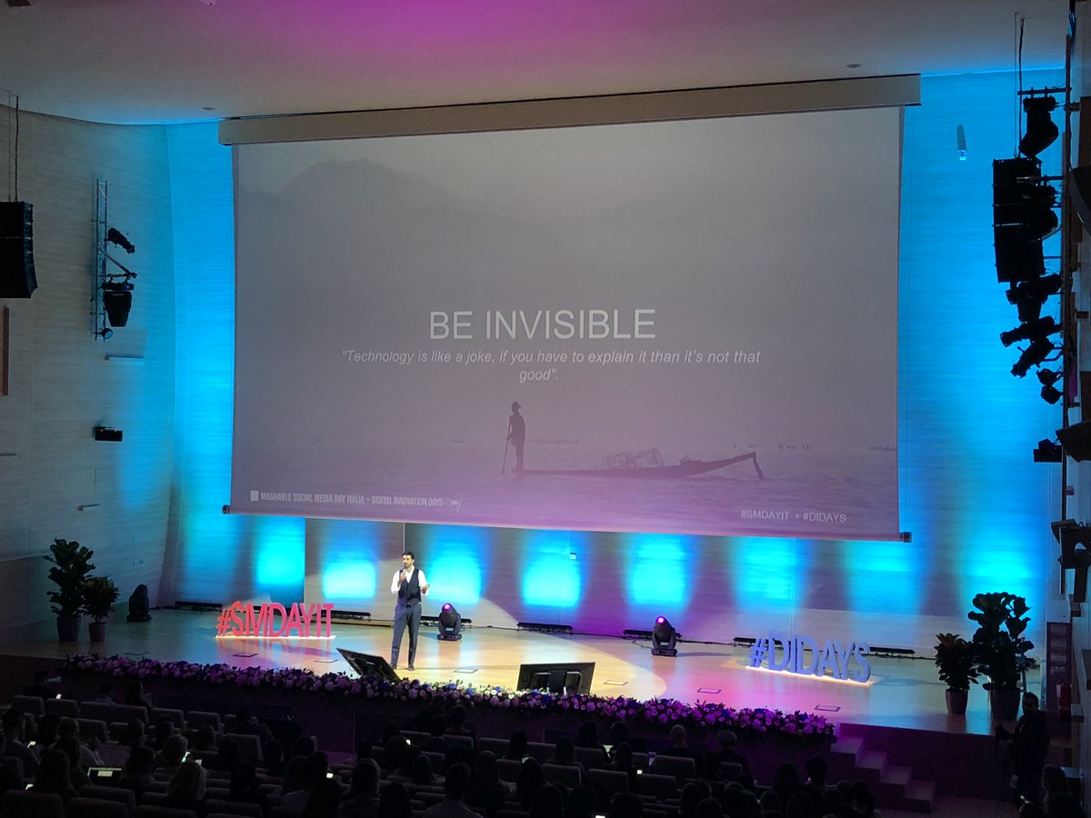 La tecnologia è come una barzelletta, se devi spiegarla non è così buona! Giuseppe Stigliano sul palco del <a href="/SMDAYIT/">SMDAYIT</a> #SMDAYIT 💥