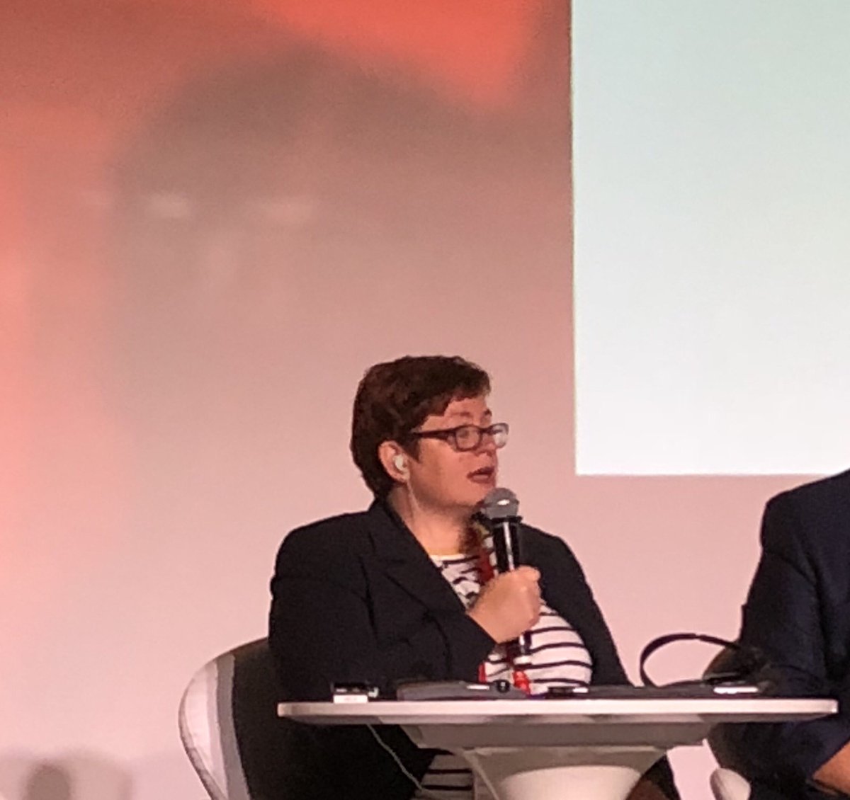 verdi_upt's tweet photo. Christine Behle, executive board member of ver.di, Germany: “Due to our campaigns Ryanair comes under pressure and agreed to start negotiations for a CBA social issues for german based workers.” #itfcongress2018 #ryanairmustchange #verdi https://t.co/zhLacVy8fk