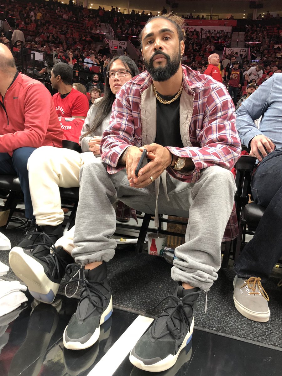 Jerry Lorenzo courtside 