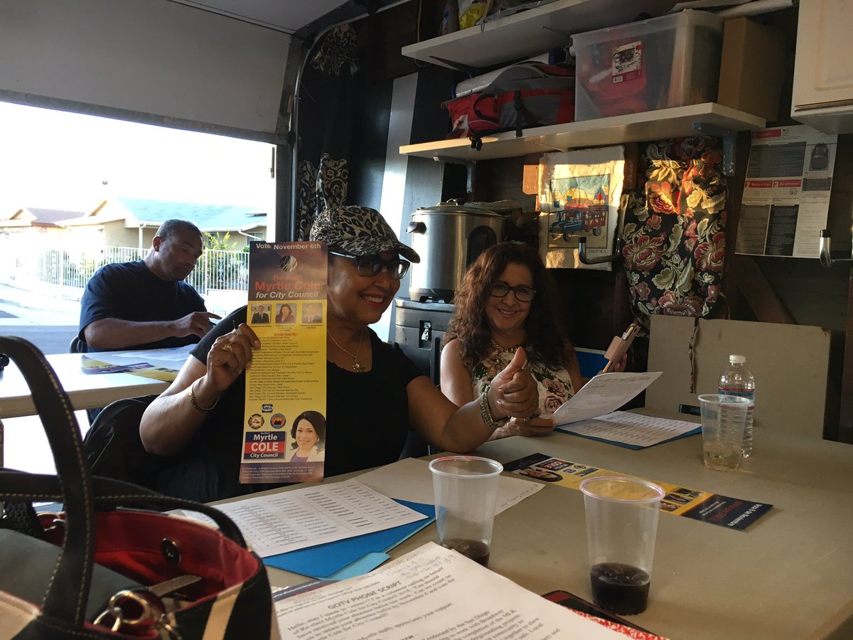 MyrtleColeforD4's tweet photo. We are working hard to get out the vote by phone banking ☎️ at the Robinson’s house.Thank you to Robert and Barbara Robinson for letting us use your beautiful home. 

#MyrtleColeforD4 https://t.co/4Y2of8Vxiw