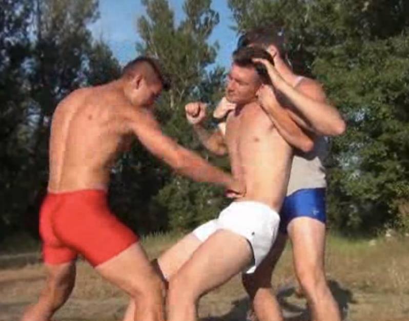 abpuncher's tweet photo. #pummeledabs #absworkedover #abspunch #punchabs https://t.co/yF2iG3lVUR