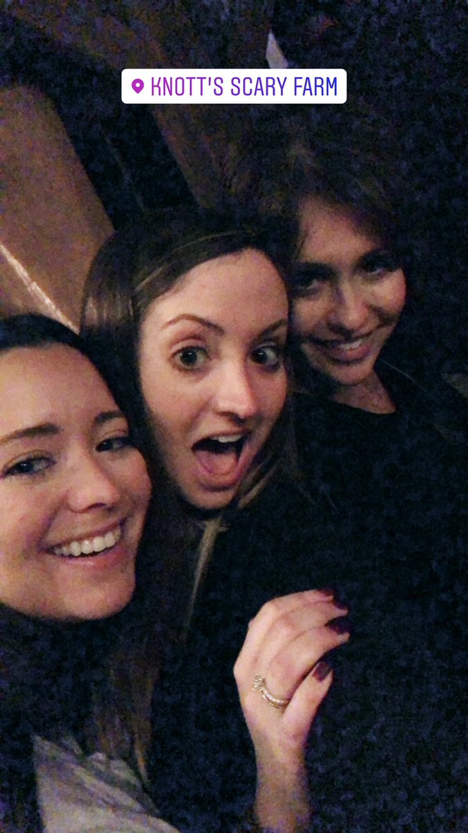 laurena11's tweet image. I’ve died and gone to heaven. Or hell. #KnottsScaryFarm #Morepicstocome